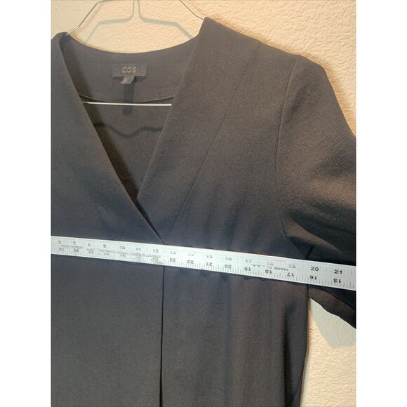 Cos, black short dress, 3/4 sleeves, size 8 - Picture 7 of 7